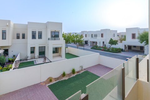 Shtëpi në qytet në Reem, Dubai, Emiratet e Bashkuara Arabe 4 dhoma gjumi, 351 m2. № 723291 - Foto 4