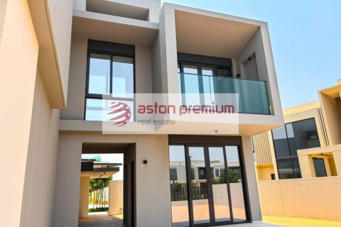 Villa Jebel Ali, Dubaijā, AAE 5 istabas, 671 m2 Nr. 723288 - attēls 3