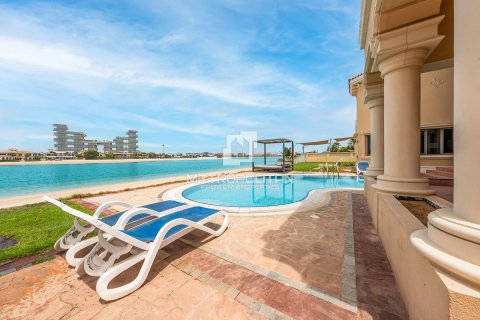 Palm Jumeirah, Dubai, संयुक्त अरब अमीरात में विला, 7 बेडरूम, 1245 वर्ग मीटर, संख्या 663924 - फ़ोटो 1