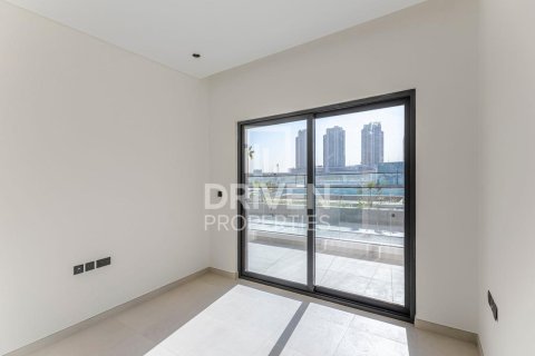 Lägenhet till försäljning i Dubai Studio City, Dubai, UAE 2 sovrum, 126 kvm Nr. 682974 - fotografi 5