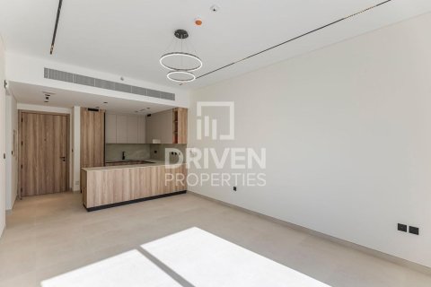 Lägenhet till försäljning i Dubai Studio City, Dubai, UAE 2 sovrum, 126 kvm Nr. 682974 - fotografi 3