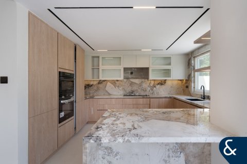 Vilă de vânzare în The Springs, Dubai, EAU 3 dormitoare, 228 mp.  №688682 - poză 3