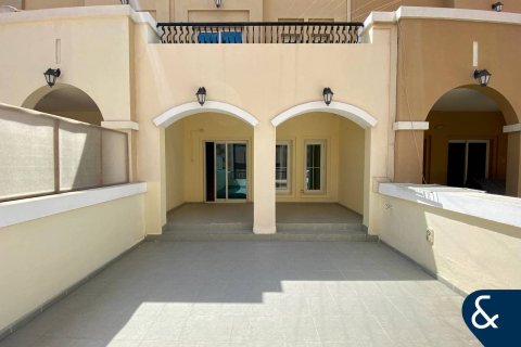 Townhouse in Jumeirah Village Circle, Dubai, UAE 3 bedrooms, 308 sq.m. № 688681 - photo 25