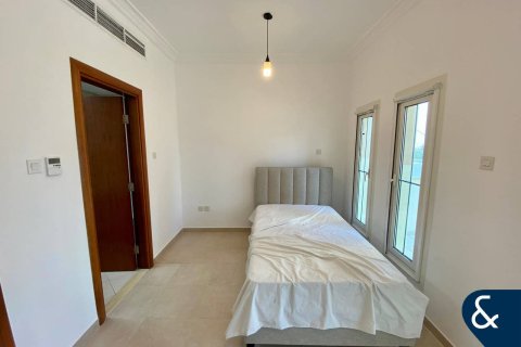 Townhouse in Jumeirah Village Circle, Dubai, UAE 3 bedrooms, 308 sq.m. № 688681 - photo 14