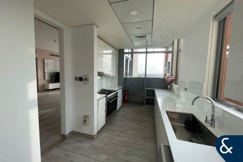 Dzīvoklis Business Bay, Dubaijā, AAE 3 istabas, 202 m2 Nr. 688723 - attēls 2