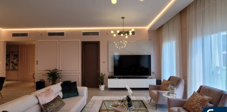 Dzīvoklis Business Bay, Dubaijā, AAE 3 istabas, 202 m2 Nr. 688723