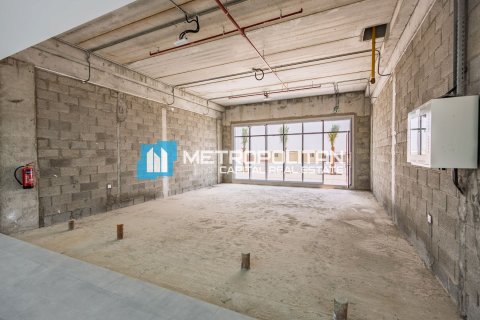 Winkel te huur in Khalifa City, Abu Dhabi, VAE 58.6 vr.m., nr 687182 - foto 6