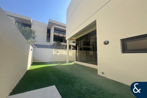 خانه شهری برای اجاره در DAMAC Hills (Akoya by DAMAC)، Dubai، امارات متحده عربی 3 خوابه ، 250 متر مربع ، شماره 688831 - تصویر 4