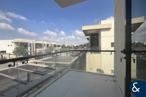 خانه شهری برای اجاره در DAMAC Hills (Akoya by DAMAC)، Dubai، امارات متحده عربی 3 خوابه ، 250 متر مربع ، شماره 688831 - تصویر 1