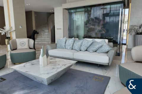 Vila v Palm Jumeirah, Dubai, SAE 6 spální, 1245 m2 č. 688830 - Fotografia 11