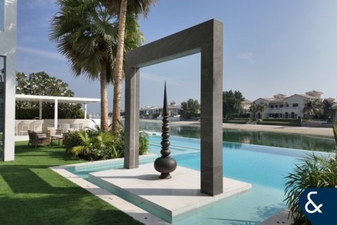 Vila v Palm Jumeirah, Dubai, SAE 6 spální, 1245 m2 č. 688830 - Fotografia 7