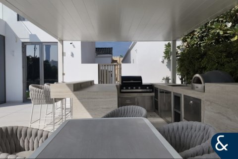 Vila v Palm Jumeirah, Dubai, SAE 6 spální, 1245 m2 č. 688830 - Fotografia 5