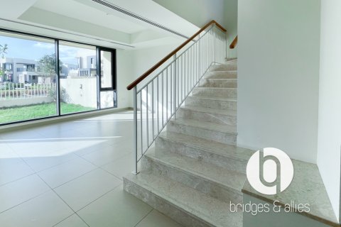 Vila u Dubai Hills Estate, UAE 5 spavaćih soba, 254 m2 Br. 719781 - fotografija 13