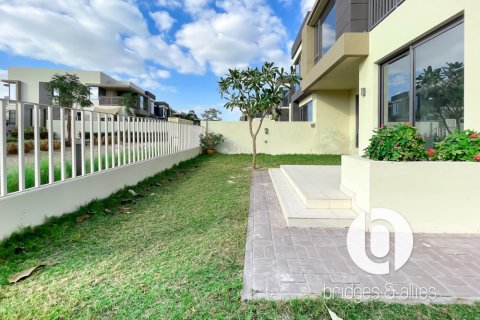 Vila u Dubai Hills Estate, UAE 5 spavaćih soba, 254 m2 Br. 719781 - fotografija 8