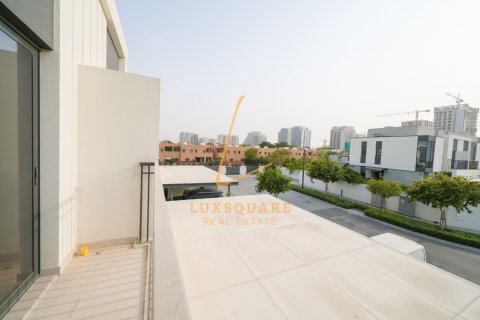 וילה להשכרה ב Al Furjan, Dubai, איחוד האמירויות  4 חדרי שינה, 360 מ"ר, מספר 758269 - תמונה 30