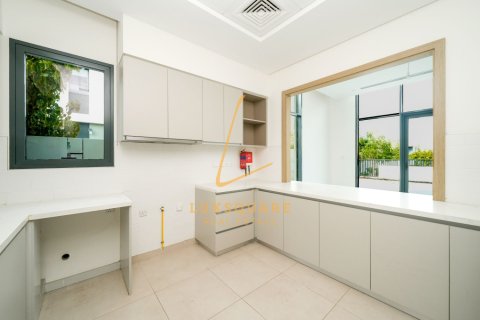 וילה להשכרה ב Al Furjan, Dubai, איחוד האמירויות  4 חדרי שינה, 360 מ"ר, מספר 758269 - תמונה 4