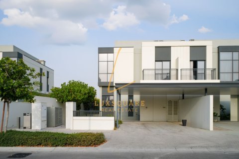 וילה להשכרה ב Al Furjan, Dubai, איחוד האמירויות  4 חדרי שינה, 360 מ"ר, מספר 758269 - תמונה 25