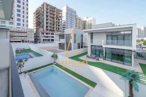 Вилла Al Furjan, Дубай, БАӘ-да 4 жатын бөлмелер, 570 м² № 708657 - фото 28
