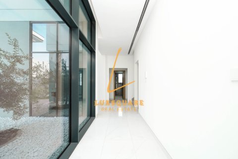 Вилла Al Furjan, Дубай, БАӘ-да 4 жатын бөлмелер, 570 м² № 708657 - фото 12