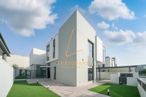 Üürile anda villa asukohaga Al Furjan, Dubai, AÜE: 5 magamistoaga, 624 m² Nr 708656 - pilt 12