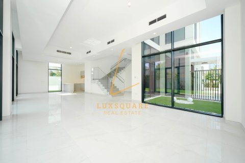 Üürile anda villa asukohaga Al Furjan, Dubai, AÜE: 5 magamistoaga, 624 m² Nr 708656 - pilt 4