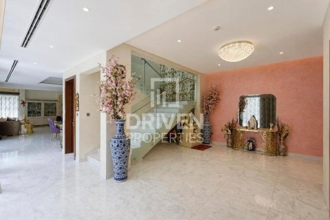Βίλα σε Mohammed Bin Rashid City, Dubai, ΗΑΕ 4 υπνοδωμάτια, 559.09 τ.μ. Αρ. 759156 - φωτογραφία 6