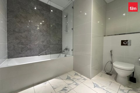 Apartmen di Business Bay, Dubai, UAE 2 bilik tidur, 127.1 meter persegi № 754786 - foto 13
