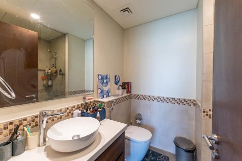 Apartman u Business Bay, Dubai, UAE 2 spavaćih soba, 85 m2 Br. 719986 - fotografija 17