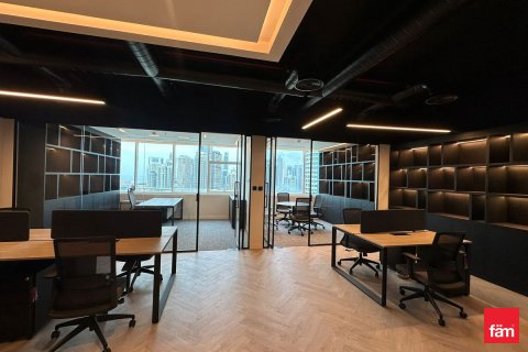 Biuro do wynajęcia w Dubai, ZEA 93.4 mkw., nr 719097 - zdjęcie 4