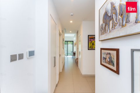 Townhouse sa Dubai, UAE 4 silid-tulugan, 260.7 sq.m. № 719096 - larawan 9