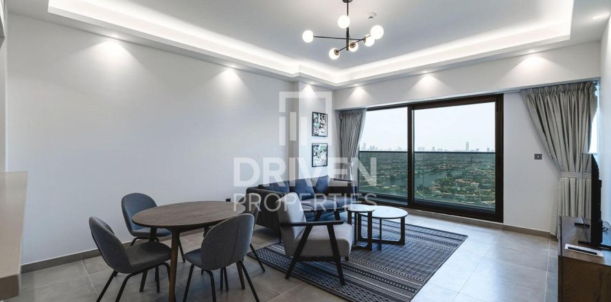 Apartment in Jumeirah Lake Towers, Dubai, UAE 1 bedroom, 89.09 sq.m. № 746202