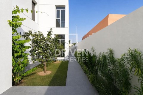 Villa zur Miete in Jumeirah Park, Dubai, VAE 5 Schlafzimmer, 560.95 m2 Nr. 746205 - Foto 27