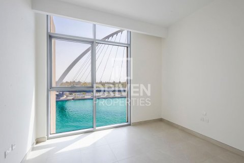 Apartament në Al Wasl, Dubai, Emiratet e Bashkuara Arabe 2 dhoma gjumi, 124.68 m2. № 745507 - Foto 8