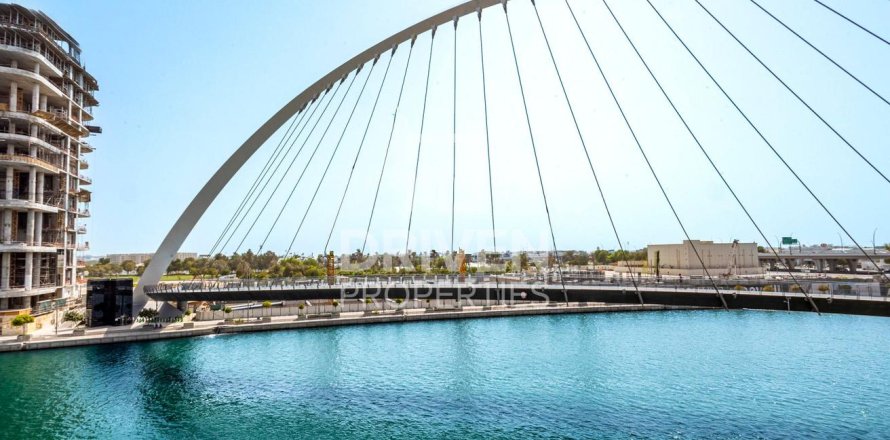 Apartament në Al Wasl, Dubai, Emiratet e Bashkuara Arabe 2 dhoma gjumi, 124.68 m2. № 745507