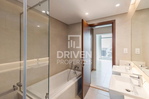 Apartament në Al Wasl, Dubai, Emiratet e Bashkuara Arabe 2 dhoma gjumi, 124.68 m2. № 745507 - Foto 13