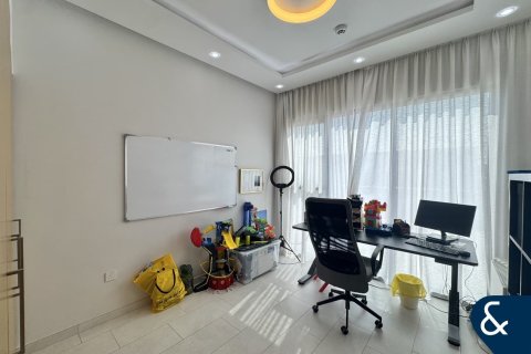 Vila di Dubai Land, Dubai, UEA 4 kamar tidur, 231 m2 nomor 668178 - foto 18