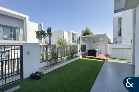 Vila di Dubai Land, Dubai, UEA 4 kamar tidur, 231 m2 nomor 668178 - foto 22