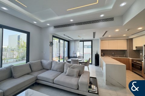 Vila di Dubai Land, Dubai, UEA 4 kamar tidur, 231 m2 nomor 668178 - foto 4