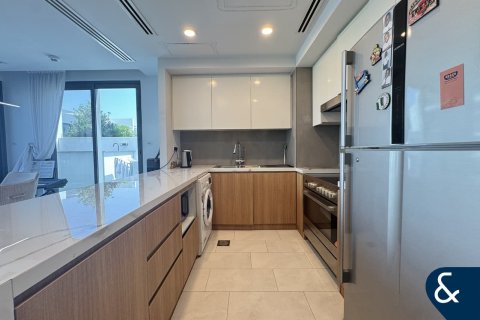 Vila di Dubai Land, Dubai, UEA 4 kamar tidur, 231 m2 nomor 668178 - foto 6