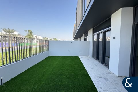 Σπίτι σε Mudon, Dubai, ΗΑΕ 3 υπνοδωμάτια, 206 τ.μ. Αρ. 668175 - φωτογραφία 3