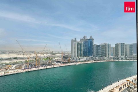 Apartment in Business Bay, Dubai, UAE 50.4 sq.m. № 631700 - photo 11