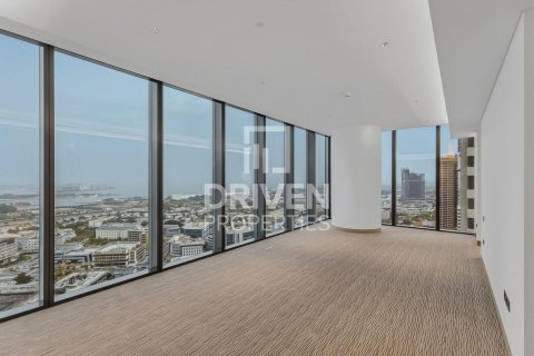 Apartment in Dubai Internet City, UAE 4 bedrooms, 447.33 sq.m. № 746004 - photo 21