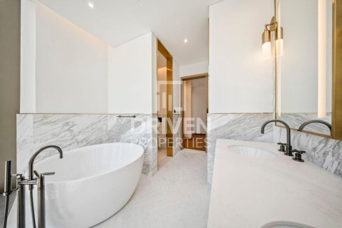 Apartment in Business Bay, Dubai, UAE 3 bedrooms, 313.27 sq.m. № 746000 - photo 15