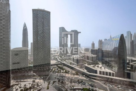 Apartament de închiriat în Downtown Dubai (Downtown Burj Dubai), Dubai, EAU 3 dormitoare, 216.65 mp.  №746006 - poză 3