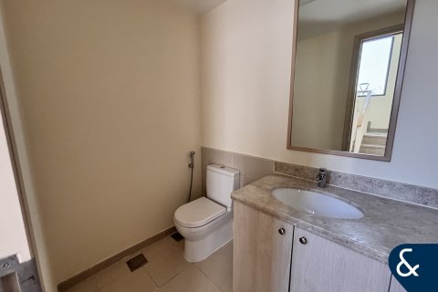Vila u Reem, Dubai, UAE 4 spavaćih soba, 215 m2 Br. 698322 - fotografija 8