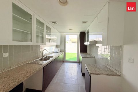 Townhouse in Dubai, UAE 3 bedrooms, 264 sq.m. № 728031 - photo 2
