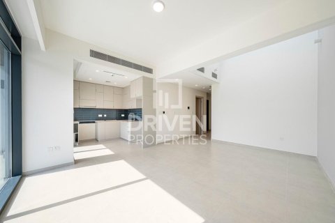 Városi lakóépület itt: Arabian Ranches 3, Dubai, EAE, 3 hálószoba, 232 m², azonosító: 684262