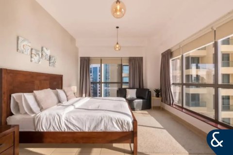 Apartemen di Jumeirah Beach Residence, Dubai, UEA 2 kamar tidur, 132 m2 nomor 685096 - foto 12