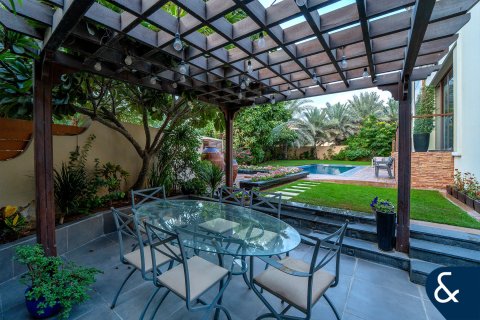 Villa para venda em Jumeirah Golf Estates, Dubai, EAU 5 quartos, 725 m2 № 685097 - foto 29