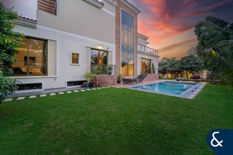 Vila u Jumeirah Golf Estates, Dubai, UAE 725 m2, 5 spavaćih soba Br. 685097
